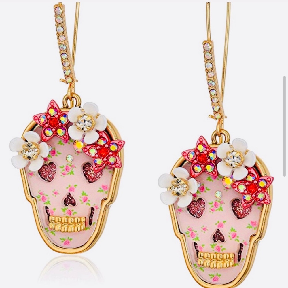 🆕Betsey Johnson Floral Skull Long  drop earrings